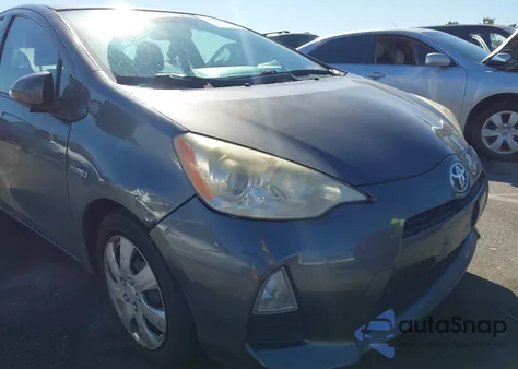 2013 Toyota Prius C Two from USA, damaged, VIN JTDKDTB3XD1054959